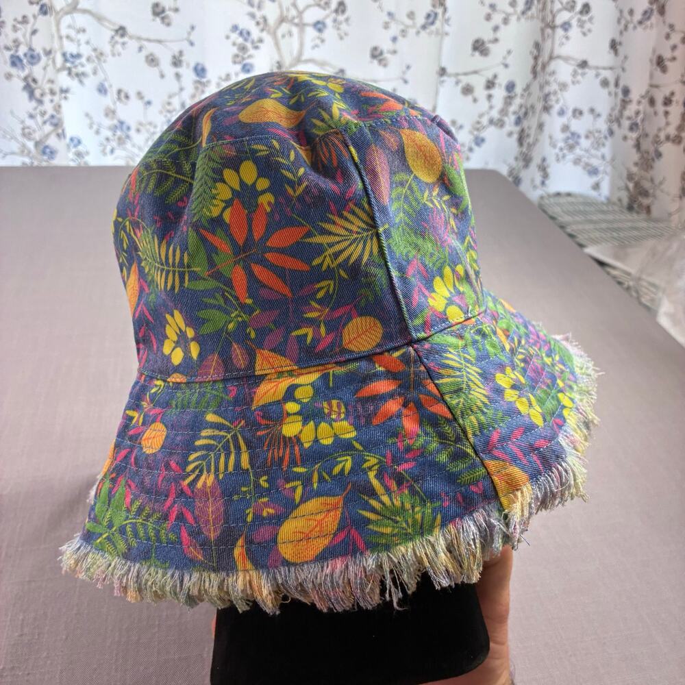 Little Brownie Tropical Floral Bucket Hat Frayed Brim Women’s NWT - Picture 7 of 10